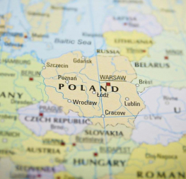 Jakie są zalety i wady wakacji w Polsce?